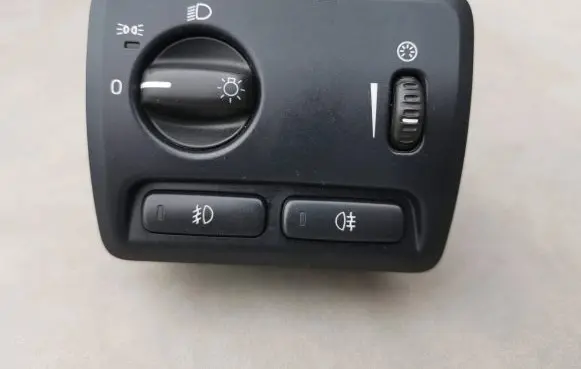Volvo XC70 Light switch 30739312 05W23E04 ML23DA00038