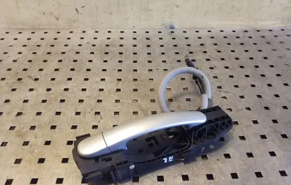 Volkswagen Tiguan Front door exterior handle 5N0837017C