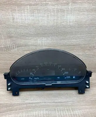 Mercedes-Benz A W168 Speedometer (instrument cluster) A1685404011 09051682021