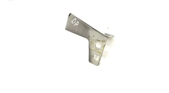 Porsche Cayenne (9PA) Fender mounting bracket 