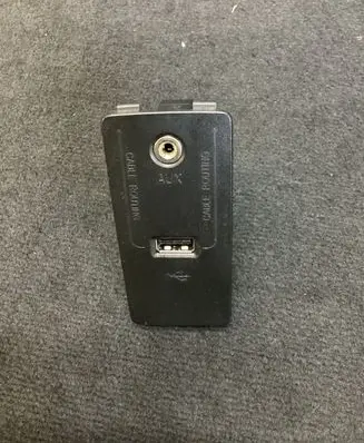 USB socket connector