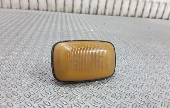 Toyota Hilux (N80, N90, N100, N110) Front fender indicator light 6R019356
