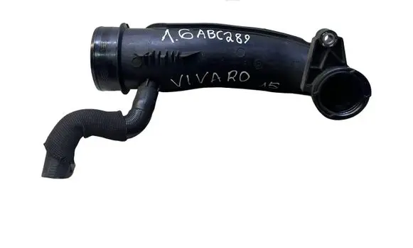 Opel Vivaro Turbo air intake inlet pipe/hose 93452234 165752889R