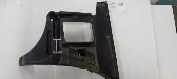 Volvo V70 Rear bumper mounting bracket 8648198