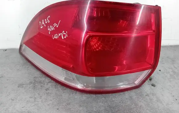 Volkswagen Golf V Rear/tail lights