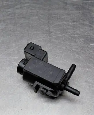 BMW 5 E60 E61 Turbo solenoid valve 1742712
