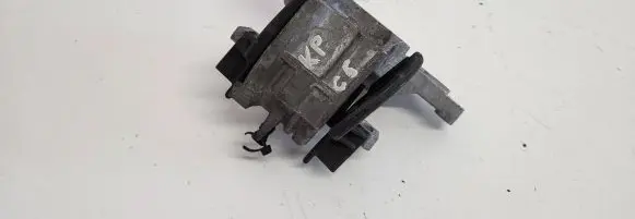 Citroen C5 Engine mount bracket 508926