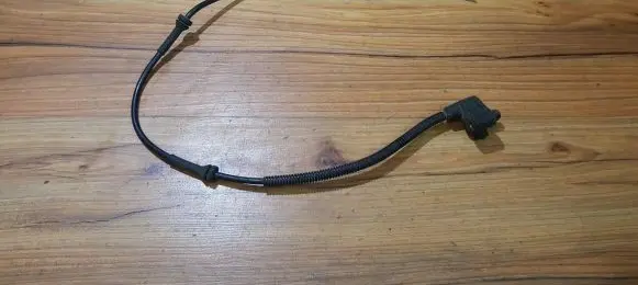 Ford Mondeo MK II ABS brake wheel speed sensor 96BG2B372AA 96BG-2B372-AA