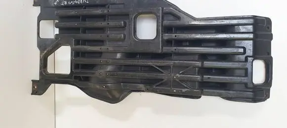 Dodge Durango I Engine splash shield/under tray 