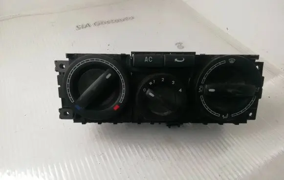 Volkswagen Transporter - Caravelle T5 Climate control unit 7H0820045AM