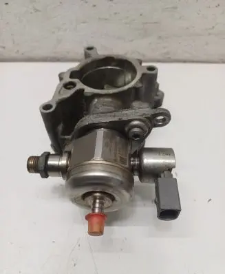 Audi A4 S4 B8 8K Vacuum pump 06J145100B 06H127025N
