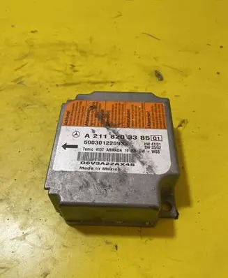 Mercedes-Benz E W211 Airbag control unit/module A2118203385 2118203385