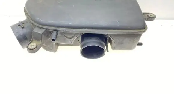 Subaru Outback Air intake duct part 14435AA12A 14435AA