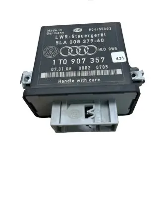 Skoda Octavia Mk2 (1Z) Light module LCM 1T0907357 5LA00837960 00020705