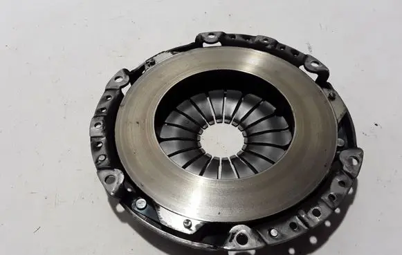 Dacia Duster Pressure plate 302107380R