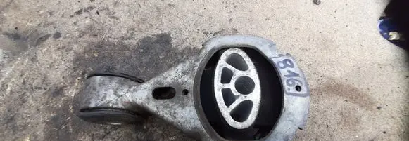 Renault Trafic III (X82) Engine mount vacuum valve 