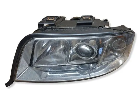 Audi A6 S6 C5 4B Headlight/headlamp 15592300 5DV00776071