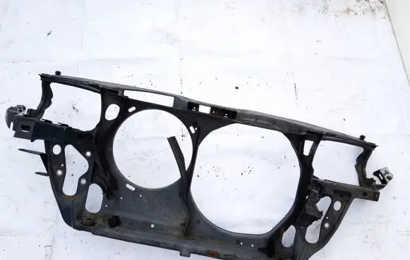 Volkswagen PASSAT B5 Radiator support slam panel 3b0805594