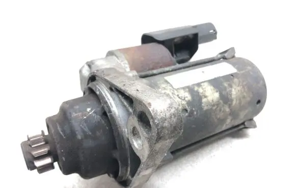 Volkswagen PASSAT B6 Starter motor 02Z911023G