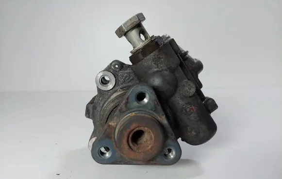 Audi A4 S4 B6 8E 8H Power steering pump 8D0145156T