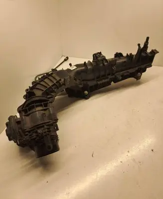 BMW 5 F10 F11 Intake manifold 8513655 16070108595