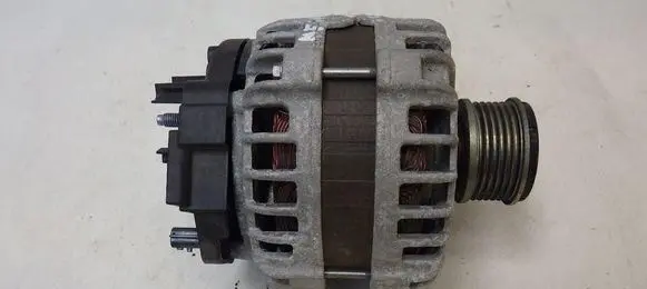 Renault Megane IV Generator/alternator 231004EA0A