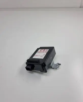 Toyota Avensis T270 Tire pressure control unit 8976005011