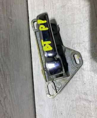 Front door interior handle