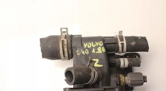 Volvo V70 Thermostat/thermostat housing 6G9G8K556AA