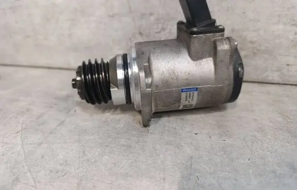 BMW 6 F12 F13 Hydraulic servotronic pressure valve 