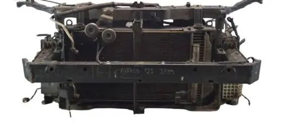 Toyota Avensis T270 Radiator support slam panel