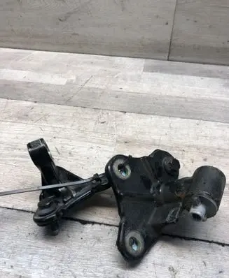Mercedes-Benz R W251 Rear door lower hinge