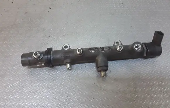 Audi A6 S6 C6 4F Fuel main line pipe 059130090K