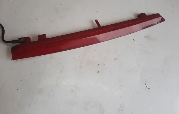 Audi Q3 8U Third/center stoplight 8U0945097