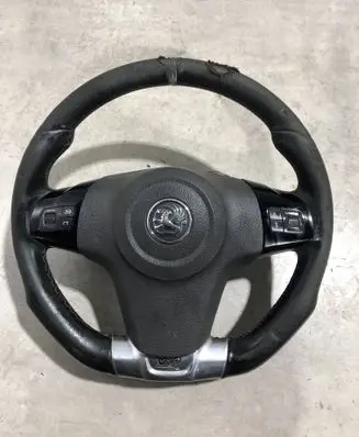 Opel Corsa D Steering wheel 13242827 13235771