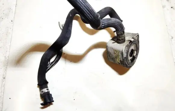 Engine oil radiator