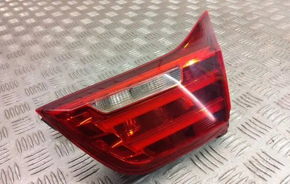 BMW 4 F32 F33 Tailgate rear/tail lights 7296102