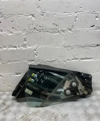 BMW Z4 E89 Rear door window regulator motor 7192304