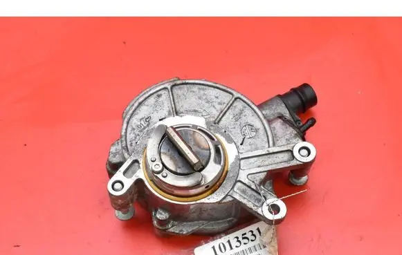 BMW 7 F01 F02 F03 F04 Vacuum pump 8605976