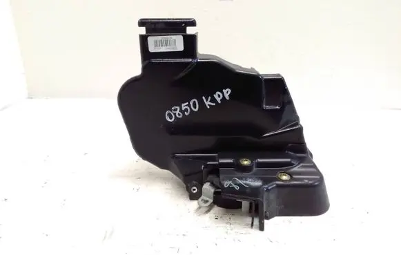 Volvo V50 Front door lock 30699784