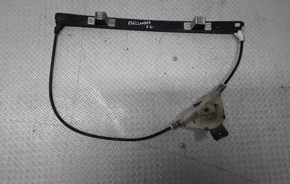 Rear door manual window regulator