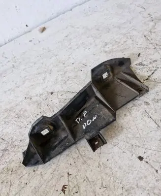Headlight/headlamp mounting bracket