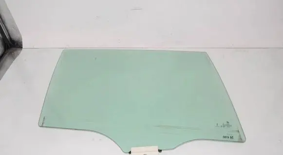 BMW X7 G07 Rear door window glass 