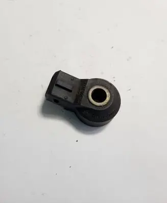 Volkswagen Golf IV Detonation knock sensor 0261231045