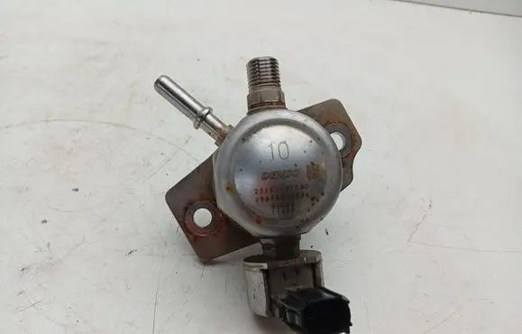 Lexus RX 450H Fuel injection high pressure pump 2310131100