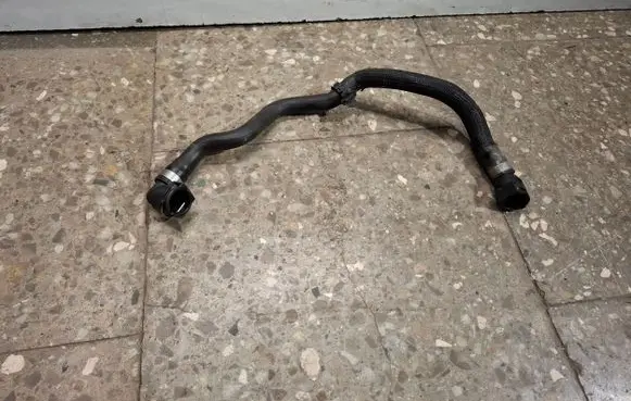 Citroen DS7 Crossback Engine coolant pipe/hose