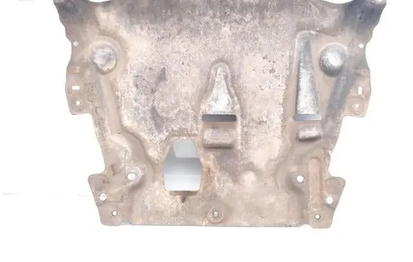 Volvo XC60 Engine splash shield/under tray AG9N6P013DB