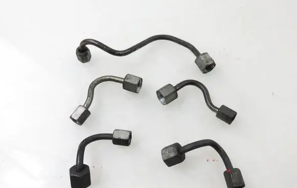 Opel Corsa D Fuel injector supply line/pipe