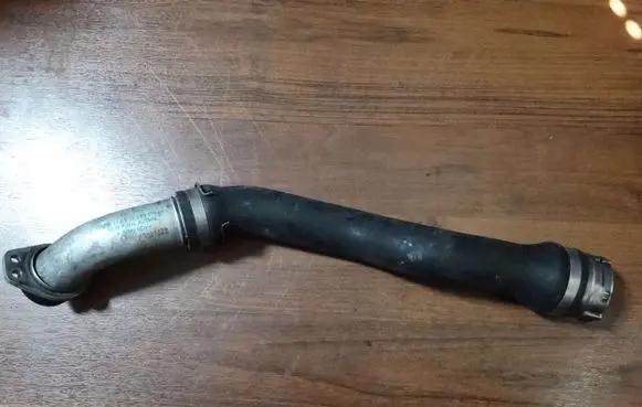 BMW 7 E65 E66 Coolant pipe/hose 7789176