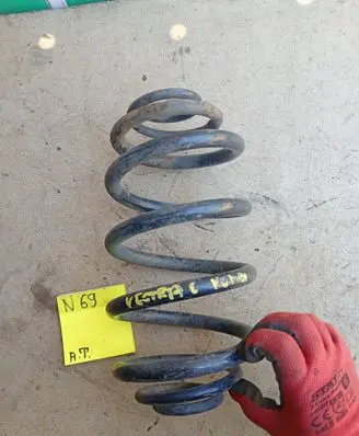 Opel Vectra C Front coil spring